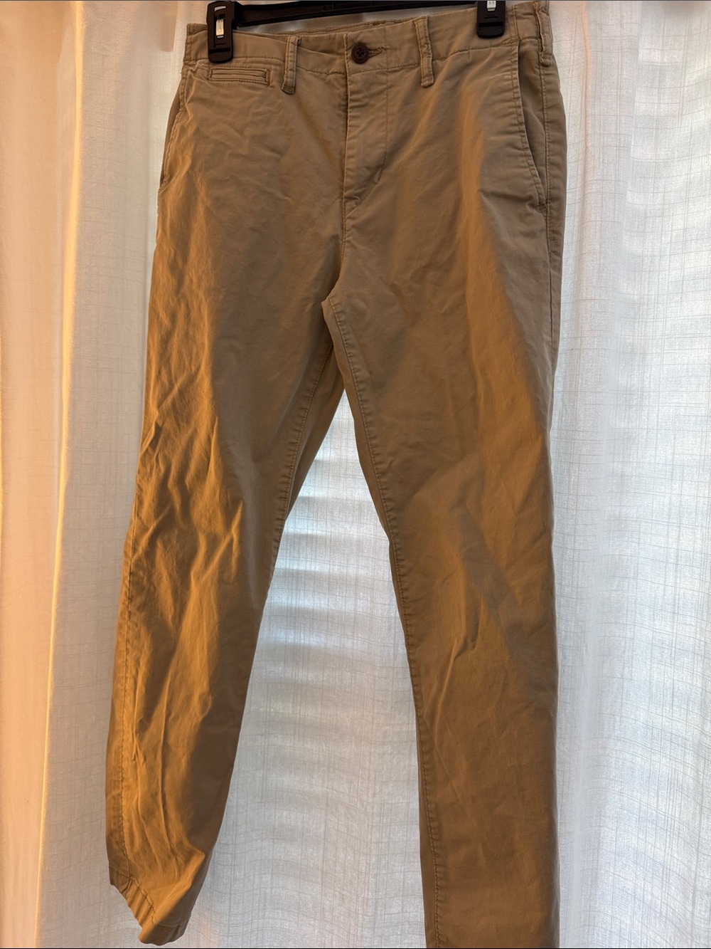 American Eagle Outfitters Men's Chino Pants in Khaki